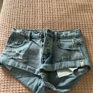One teaspoon bandits shorts SIZE 24